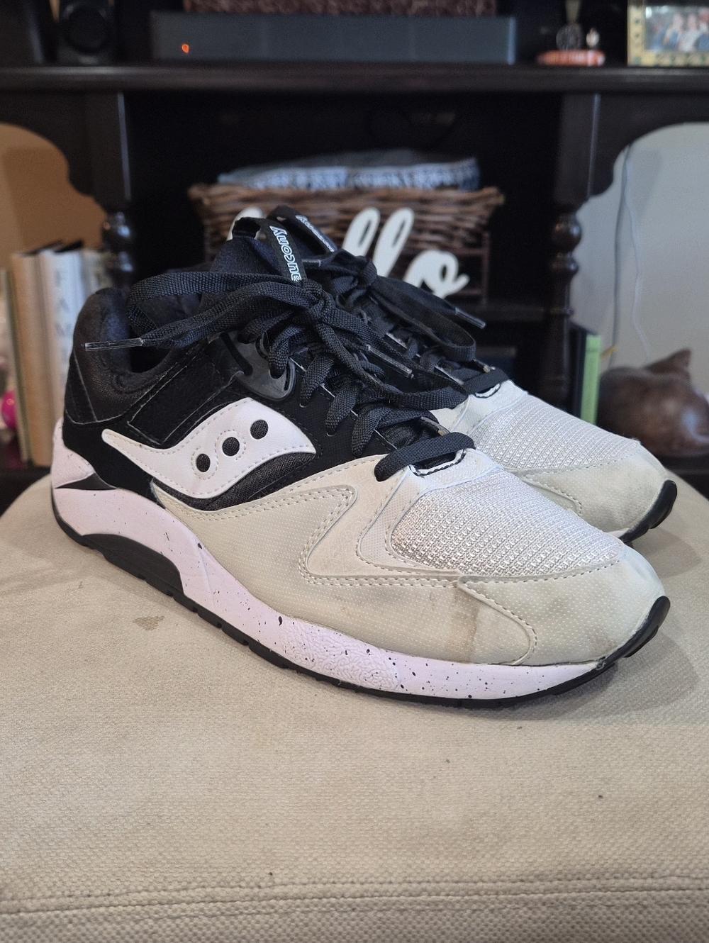 Men's Saucony Grid 9000 Hallowed Pack "OREO" (S70077-37) Sz. 11.5